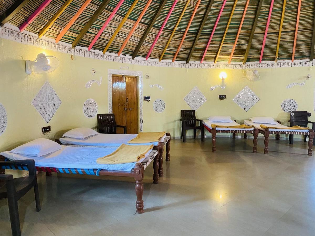 Santkrupa Villa Resort Nakhtrana Exterior foto